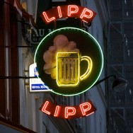 paris neon1 of 6