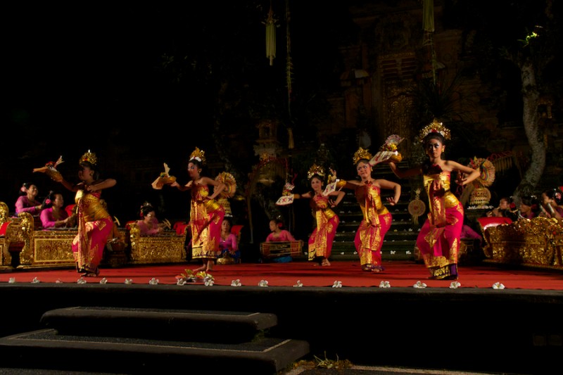 bali dance 9